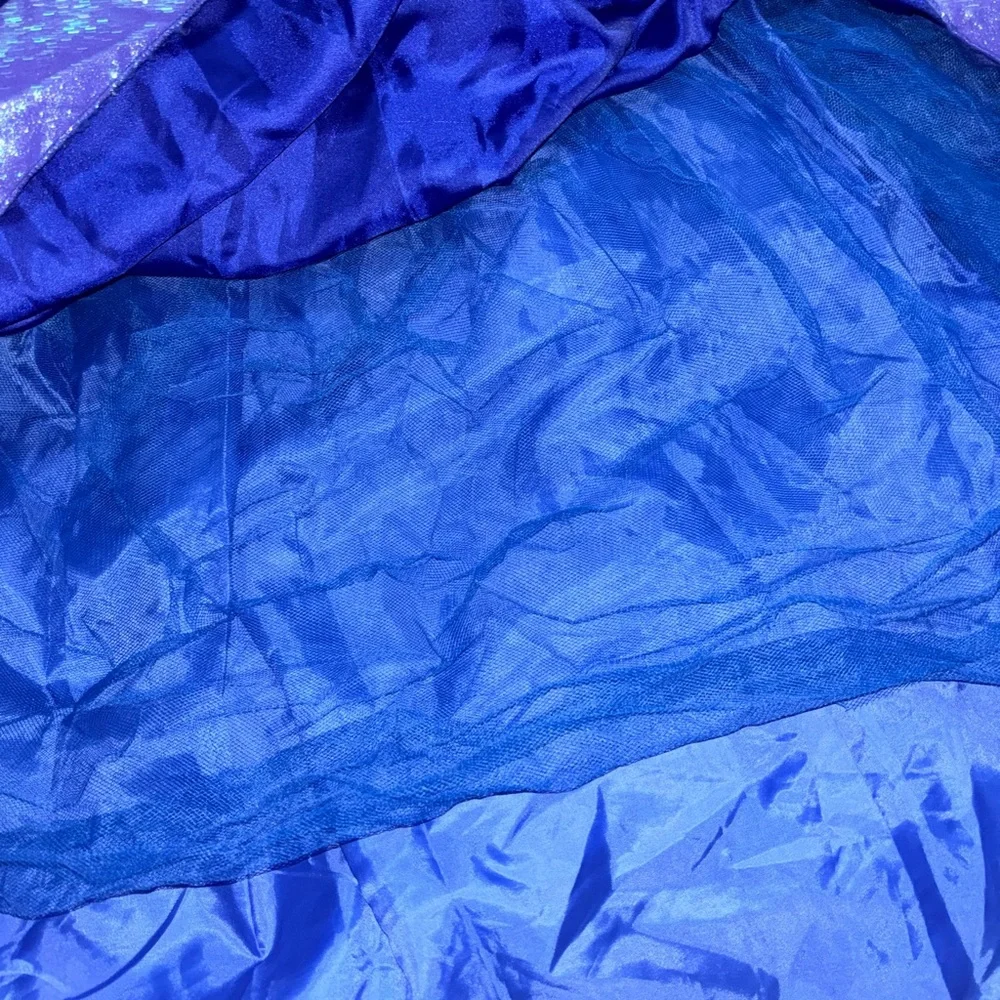 Disney Frozen Anna Costume - Picture 9 of 9